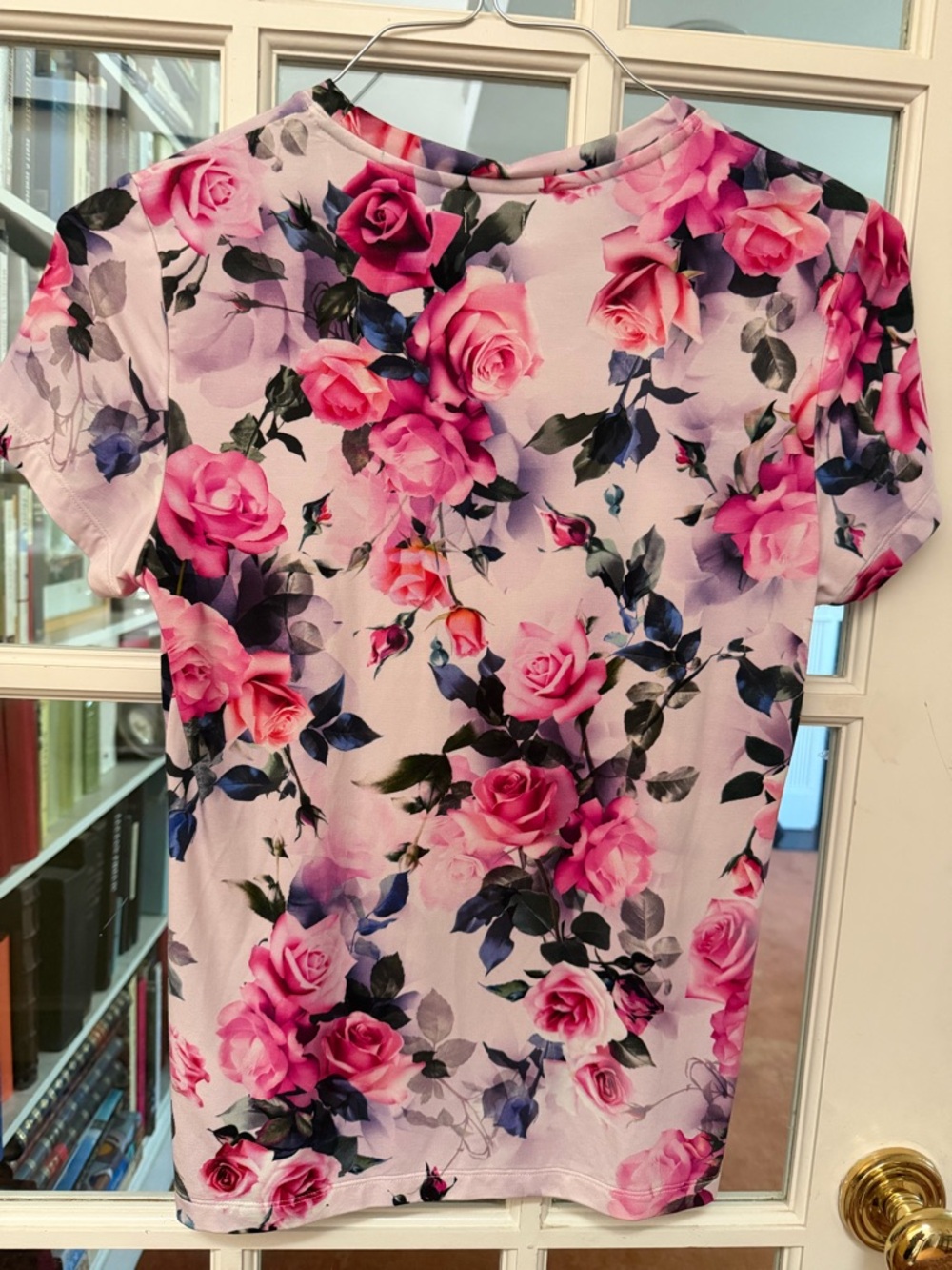 L'AGENCE Pink Rose-Print Short Sleeve Tee - Picture 5 of 6
